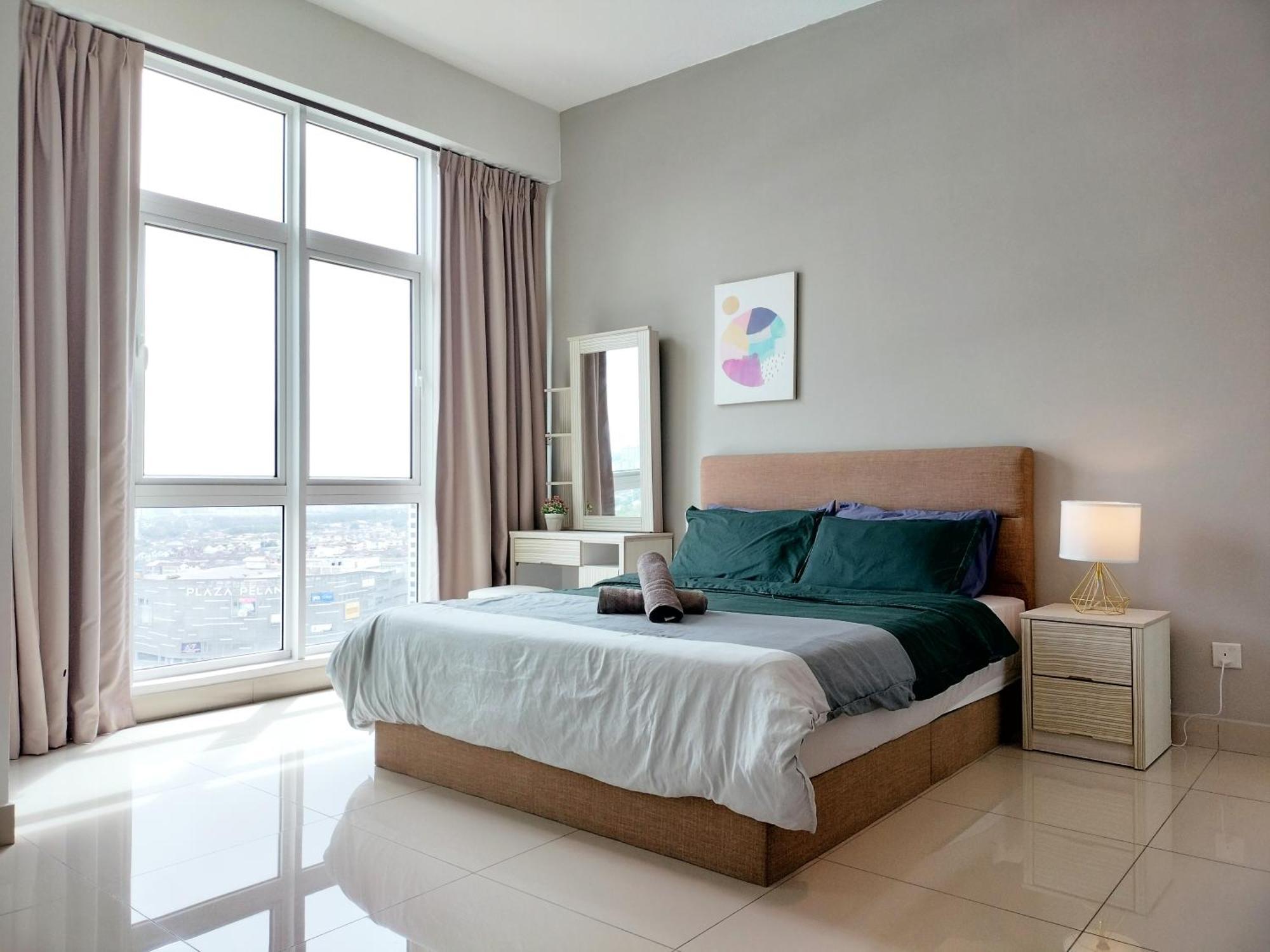 Delight Twin Galaxy Apartment